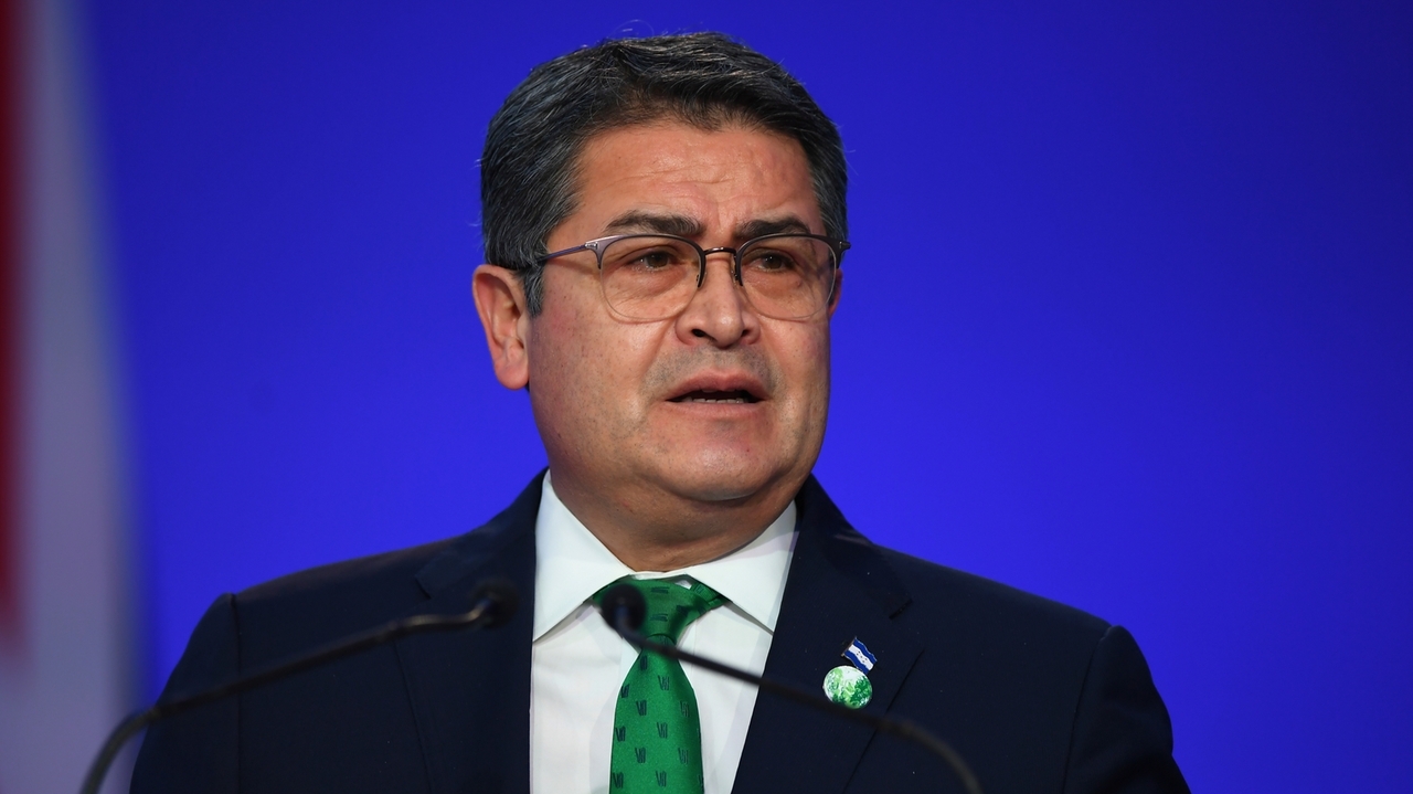 Juan Orlando Hernández Comparaît au Honduras pour Corruption et Blanchiment