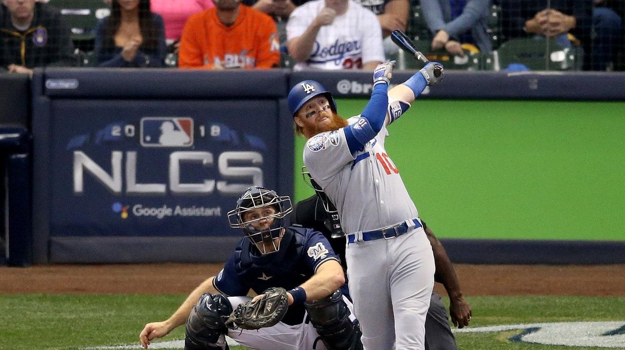 Justin Turner hits ANOTHER October homer to give the Dodgers their