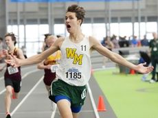 Ward Melville's Seyfert wins 1,600-meter state championship