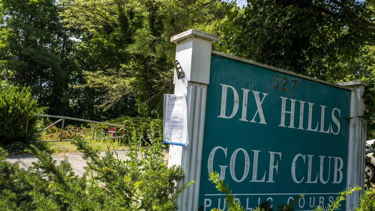 New developer plans luxury homes for former Dix Hills golf course Newsday