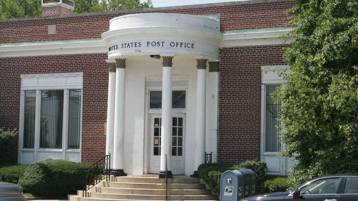 Letters Post office cutbacks are a worry Newsday