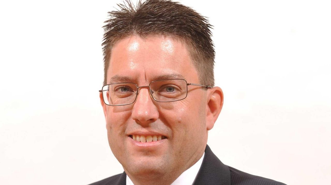 3 injured in Oyster Bay house fire, Nassau police say Newsday