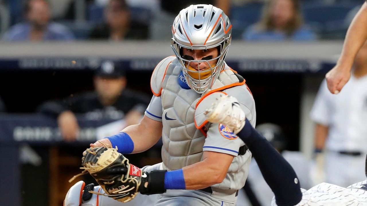 Mets happy with James McCann and Tomas Nido's defense