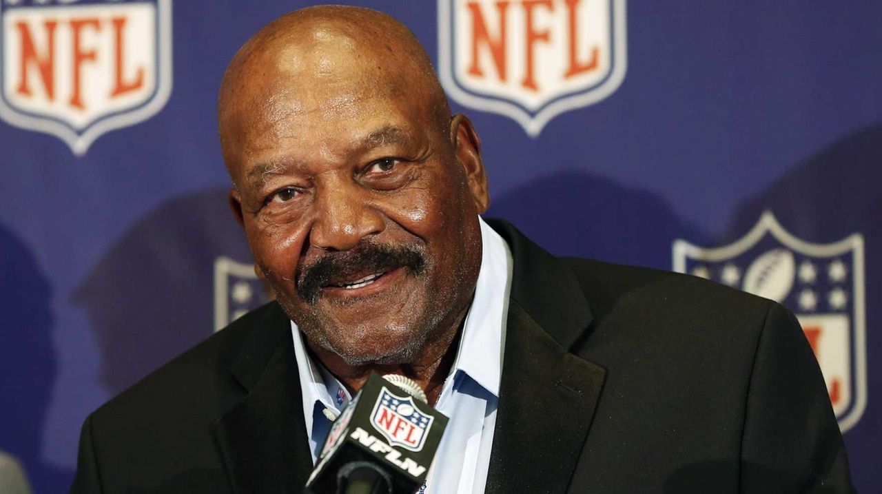 NFL  Jim Brown to get back 1964 championship game ring