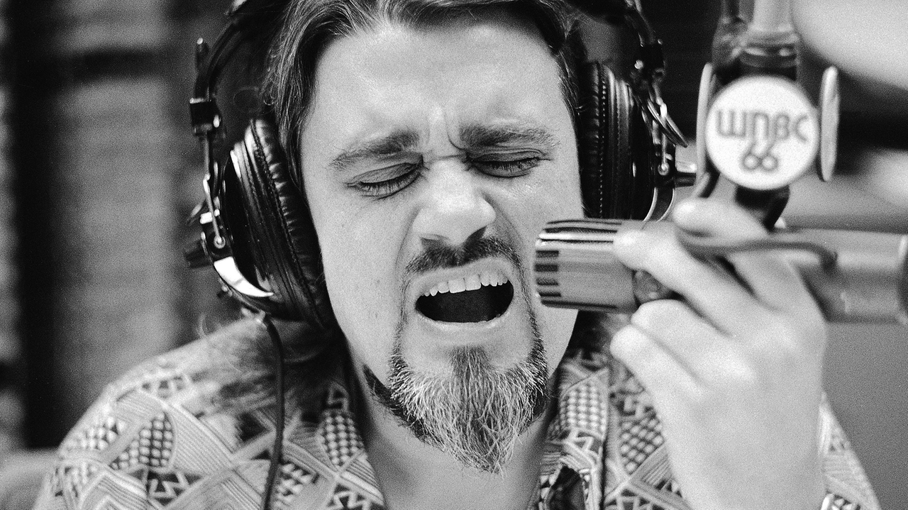 As 'American Graffiti' turns 50, Wolfman Jack's still howling on Long Island radio - Vimarsana News
