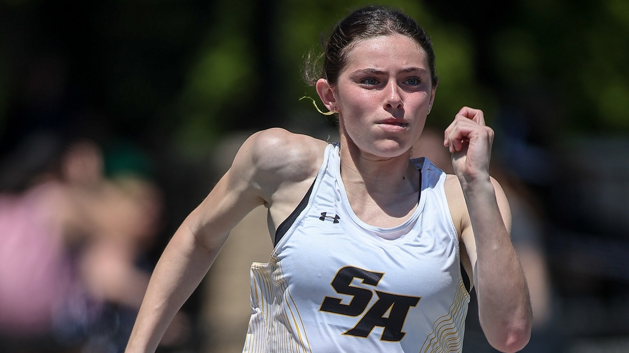 St. Anthony's girls track's Gianna Bowman a triple-champion - Newsday