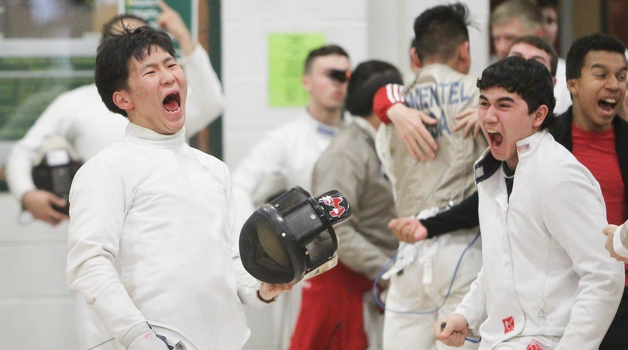Ed Bae’s epee victory helps HHH capture fencing title - Newsday