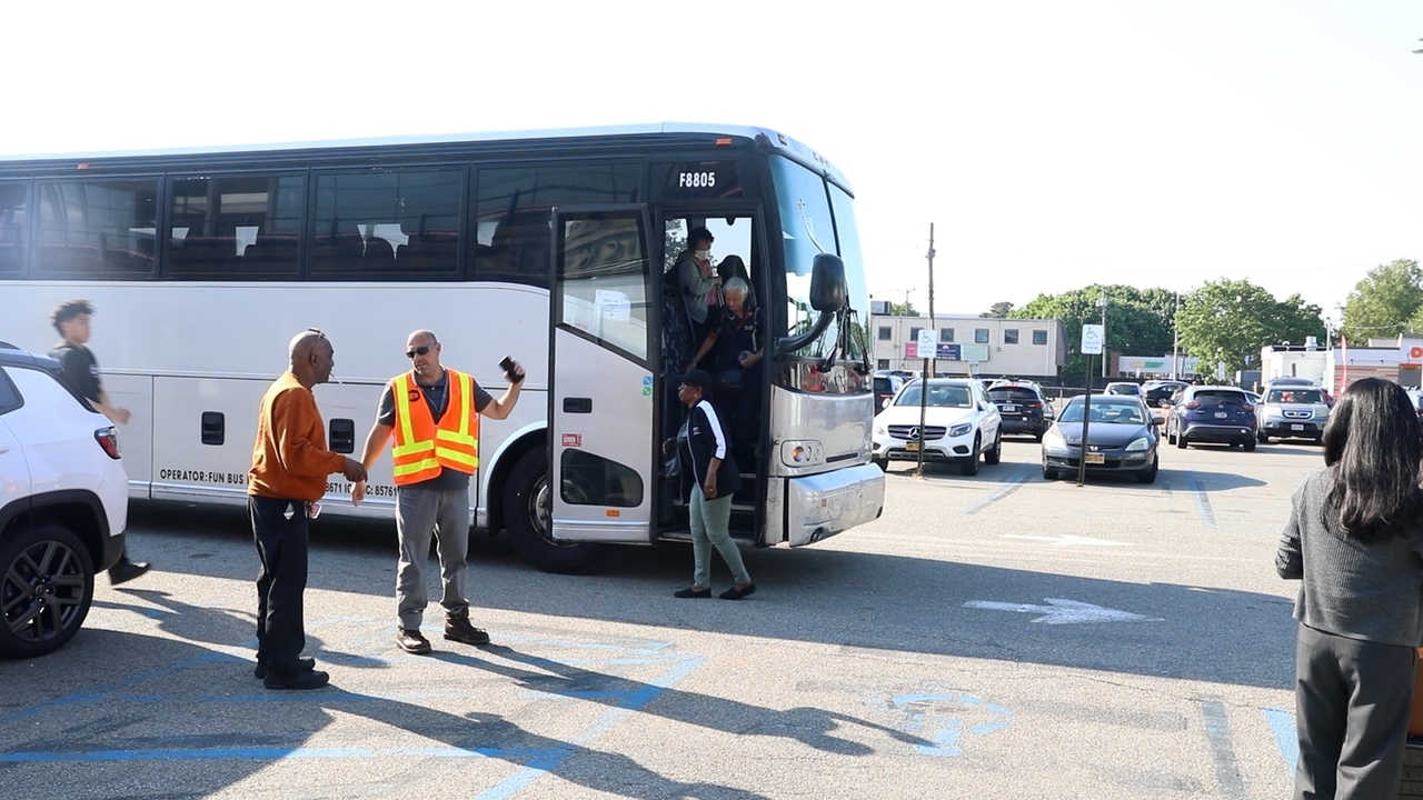 Commuters react to LIRR strike at Hicksville station