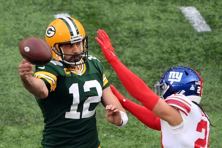 New York Giants beat Green Bay Packers in London: photos