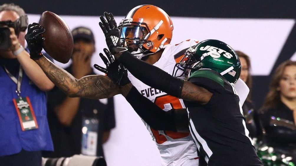 WATCH: Odell Beckham Jr. catches passes pregame in a Ravens Super