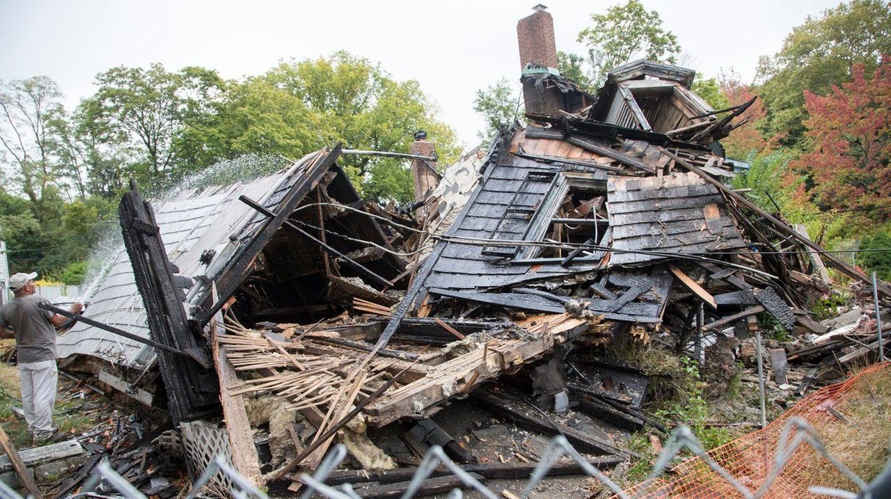Baxter House property for sale; home demolished days ago Newsday