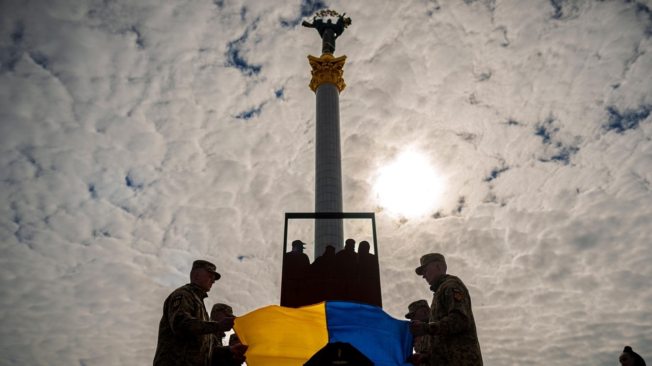Ukraine claims it destroyed Russian warplanes in one of its biggest ...
