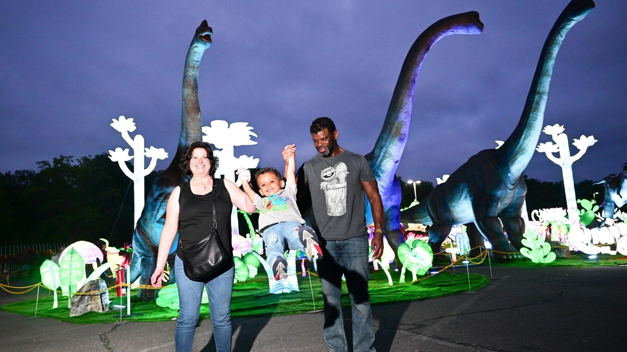 LuminoCity's Dino Safari returns to Walt Whitman Shops