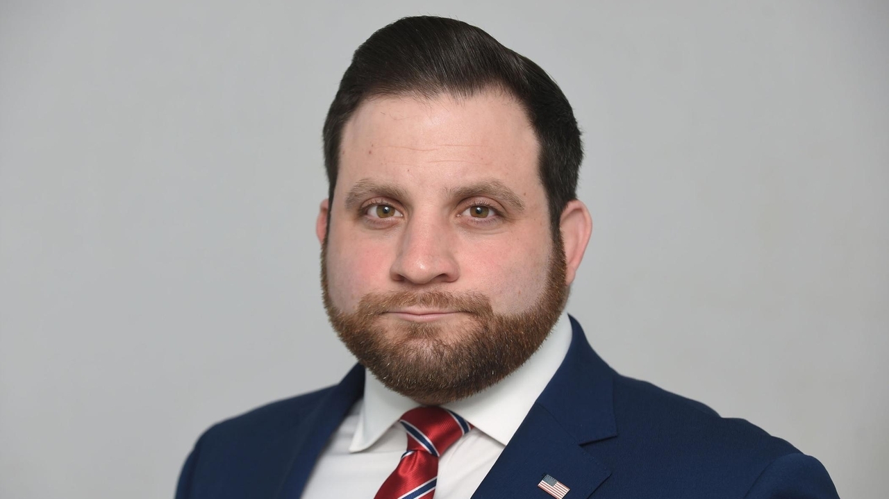 RJ Renna - Newsday