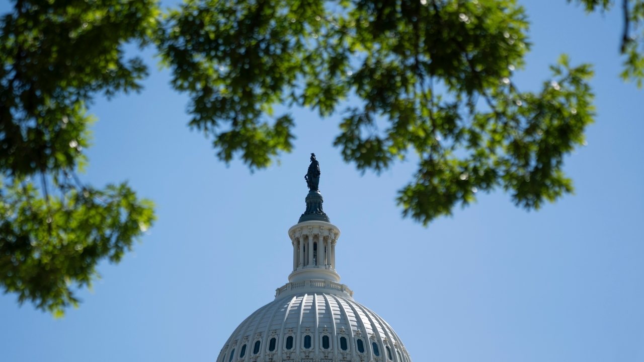 House expected to approve Ukraine assistance
