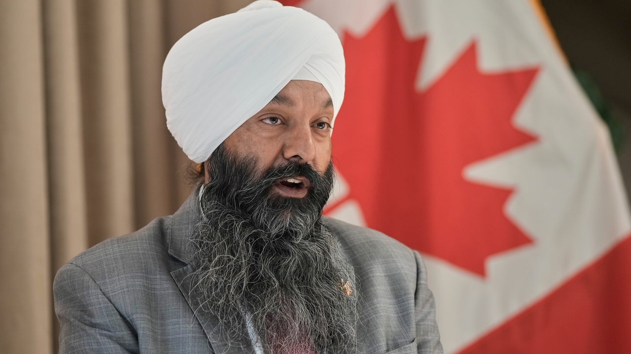 Canadian official condemns Israel's 'unlawful invasion' and announces ...