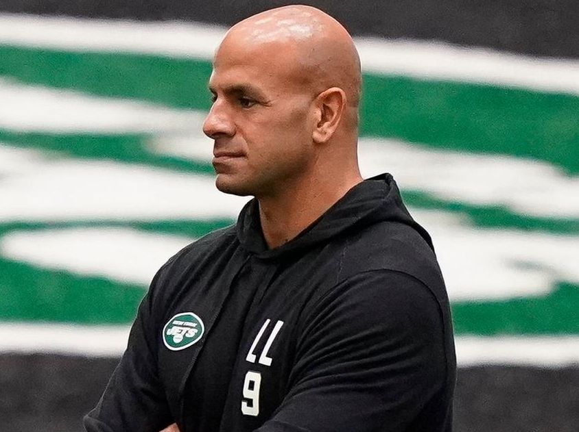 Jets honor deceased Long Island boy with minicamp jersey