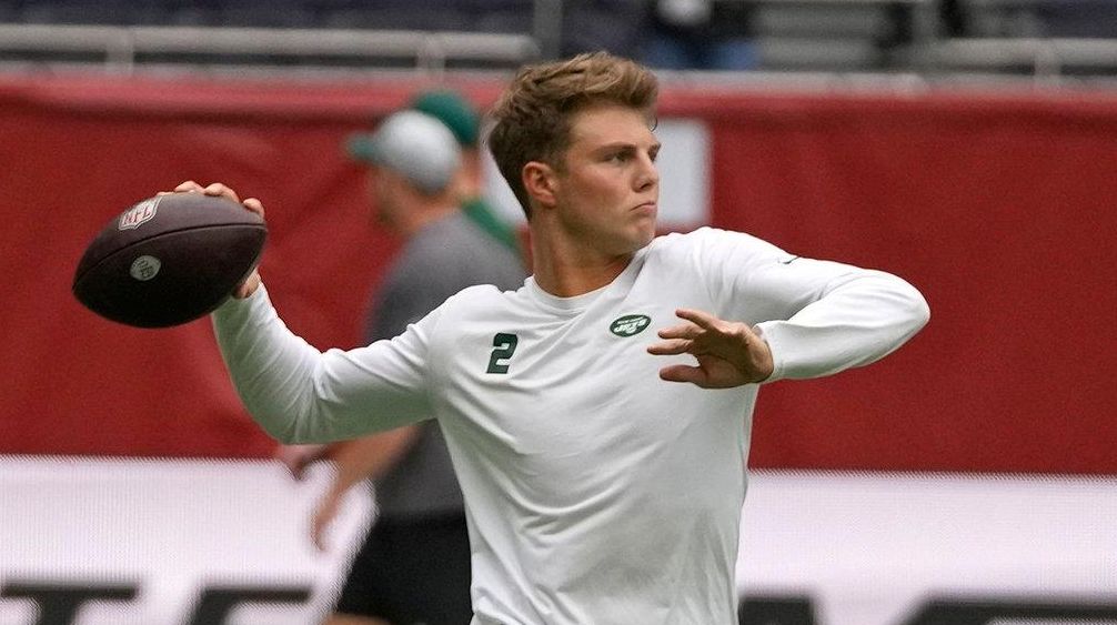 Zach Wilson returns as Jets' starting quarterback - Newsday