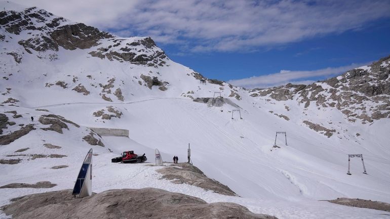 Snow covers the Schneeferner glacier near the top of Germany's...