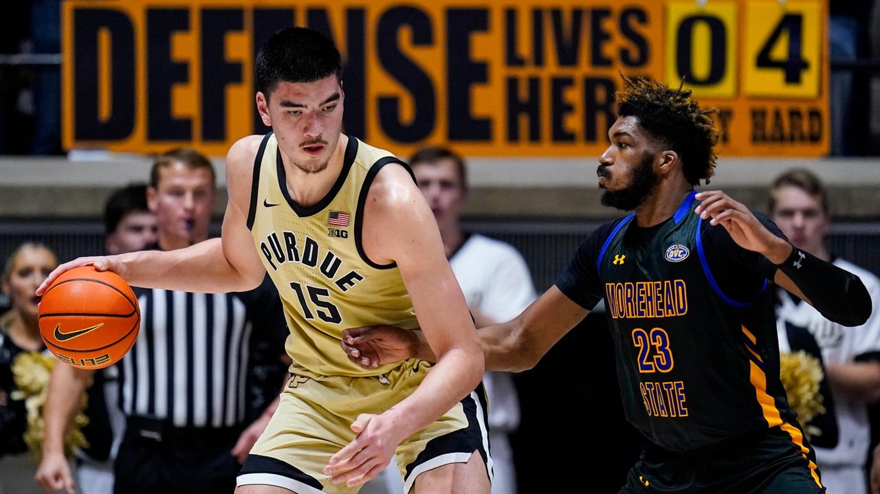 Zach Edey Dominates Inside As No. 3 Purdue Rolls To 87-57 Win Over ...