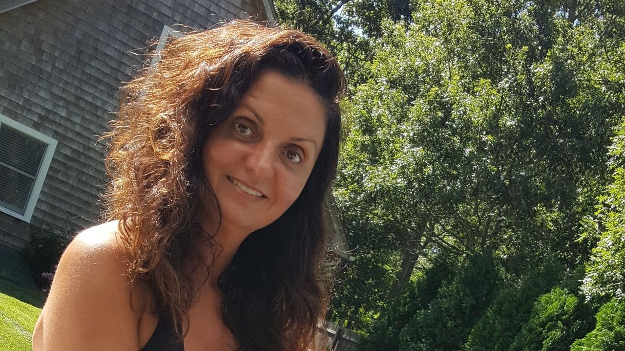 Plane crash cuts short life of 'devoted' East Hampton mom Adina Azarian, friend to many - Newsday