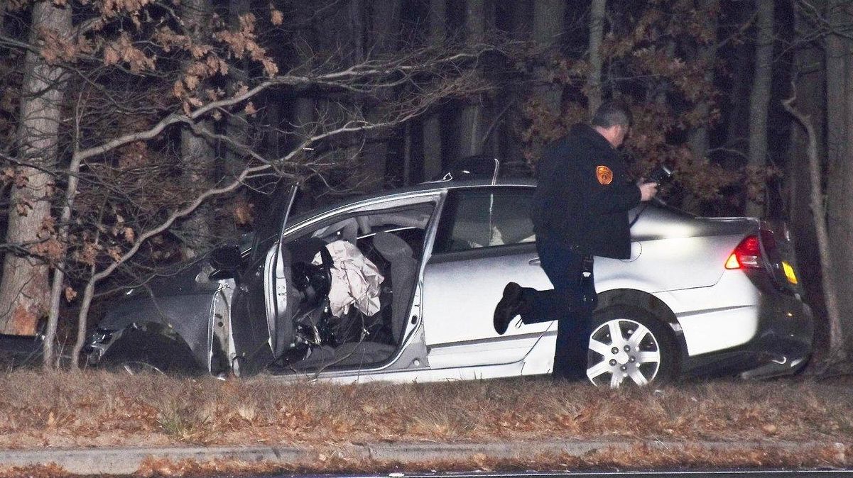 Man, 18, charged with DWI after he fled crash scene, cops say Newsday