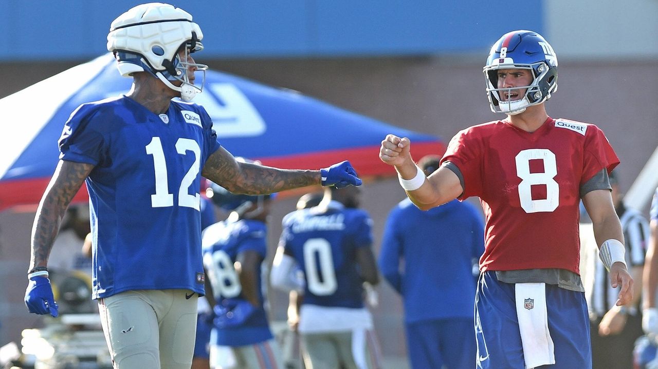 Darren Waller racking up the superlatives at first Giants training camp