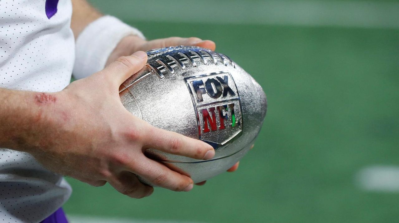 Fox Outbids NBC and CBS to Land Thursday Night Football for the