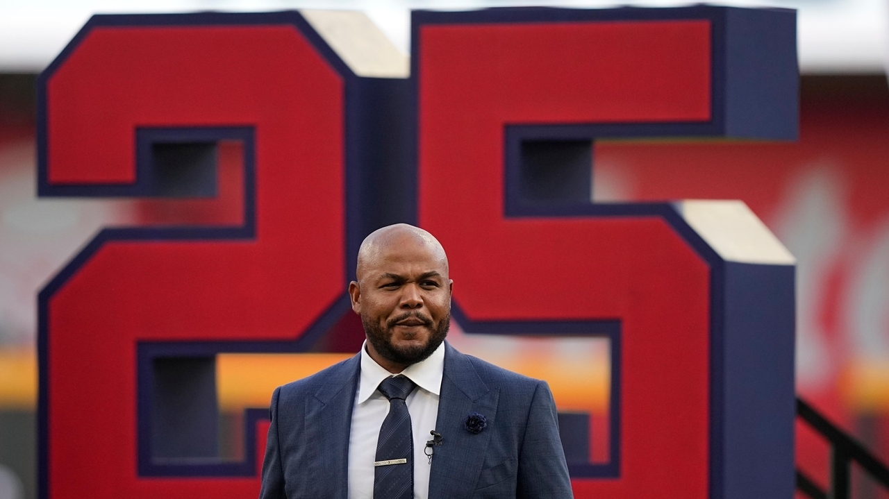 Atlanta Braves retire Andruw Jones' No. 25 jersey. Cooperstown next for ...