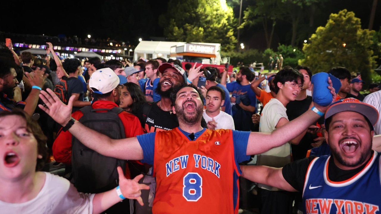 What are the Knicks' Game 5 watch party plans?