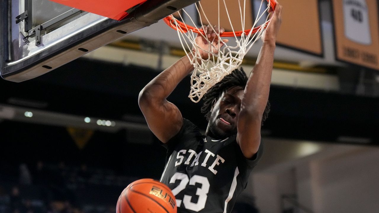 RJ Melendez scores 19 as No. 14 Mississippi State beats Vandy 76-64 for 8th straight win