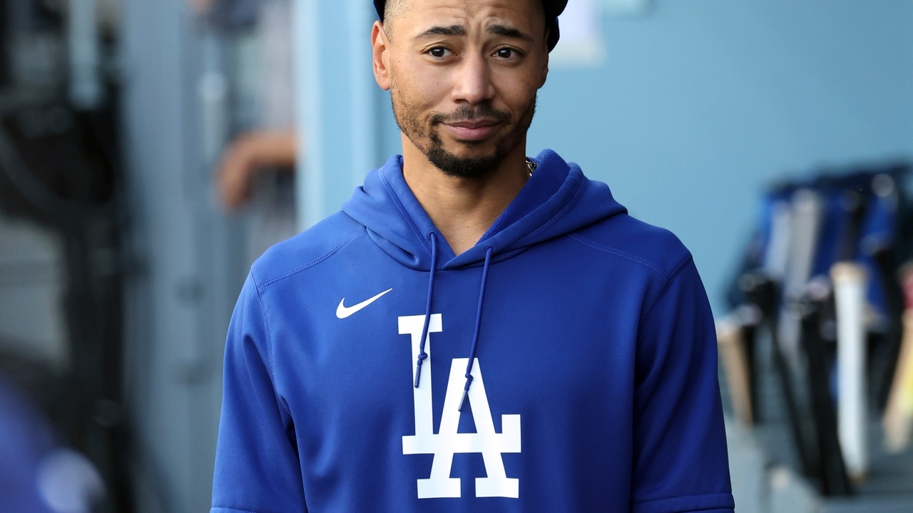 Mookie Betts' domestic opening day status uncertain after he