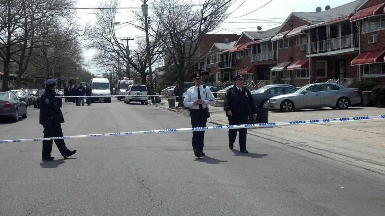 NYPD: 3 Dead In Apparent Double-murder Suicide By Cop - Newsday