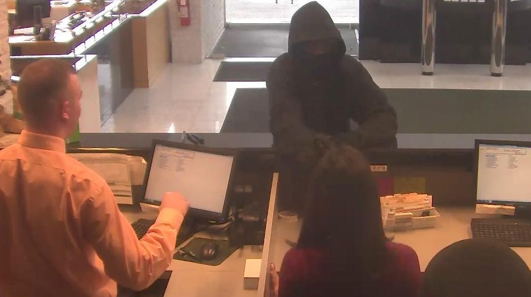 Armed gunmen hold up Massapequa TD Bank, police say Newsday