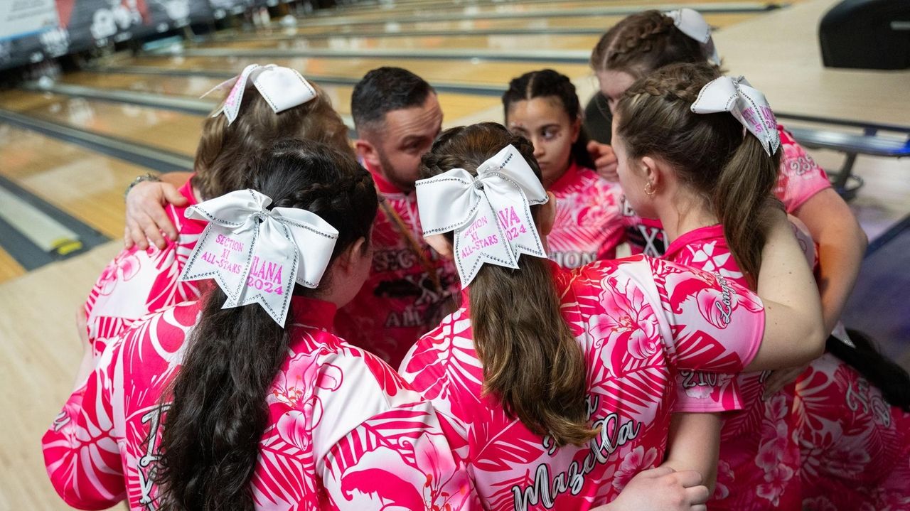 Suffolk girls finish second by 23 pins at state bowling championships ...