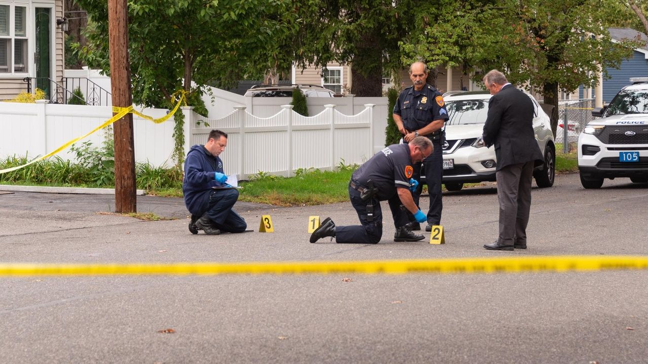 Man shot three times in leg in Wyandanch by another man who fled