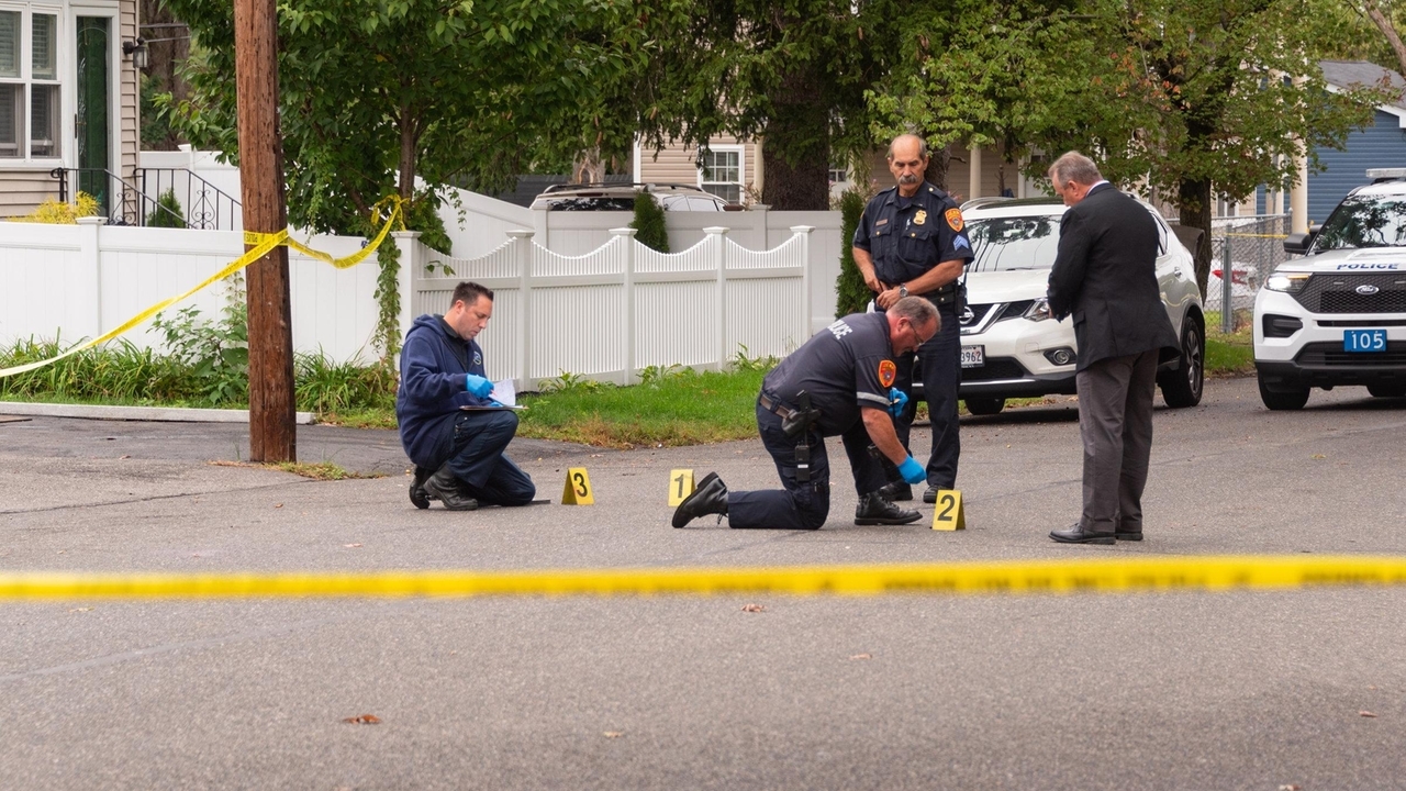 Man shot three times in leg in Wyandanch by another man who fled ...
