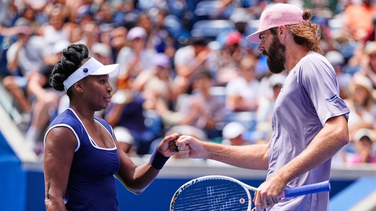 U.S. Open's new mixed doubles gets mixed reactions