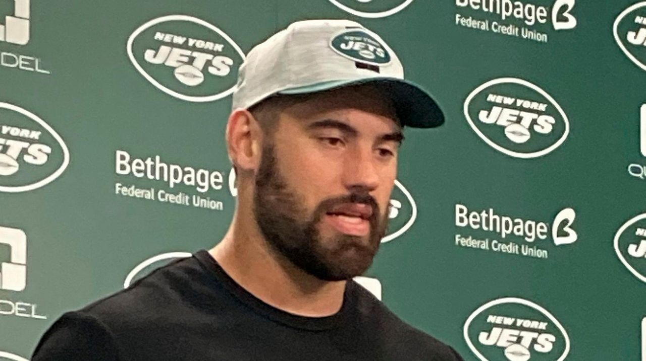 Laurent Duvernay-Tardif elevated to New York Jets active roster