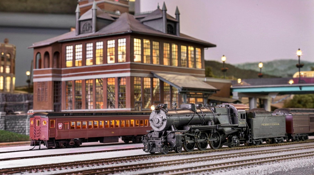At this model train show, the visitors power the locomotives - Newsday