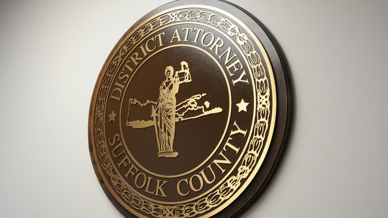Central Islip man sentenced for selling drugs linked to overdose - Newsday