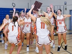 Babylon cruises to Class B title with Morgan Fiedler at controls