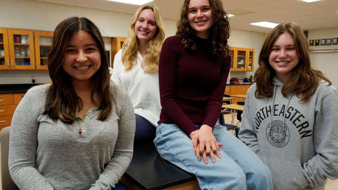 Cold Spring Harbor students' mosquito research published in national