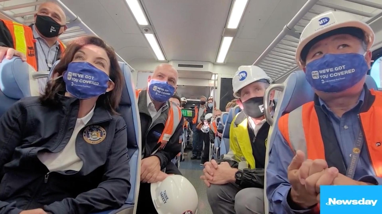 East Side Access milestone: Dignitaries ride first LIRR train into ...