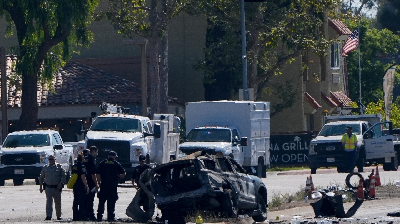 San Diego police officer killed and another critically injured in crash ...