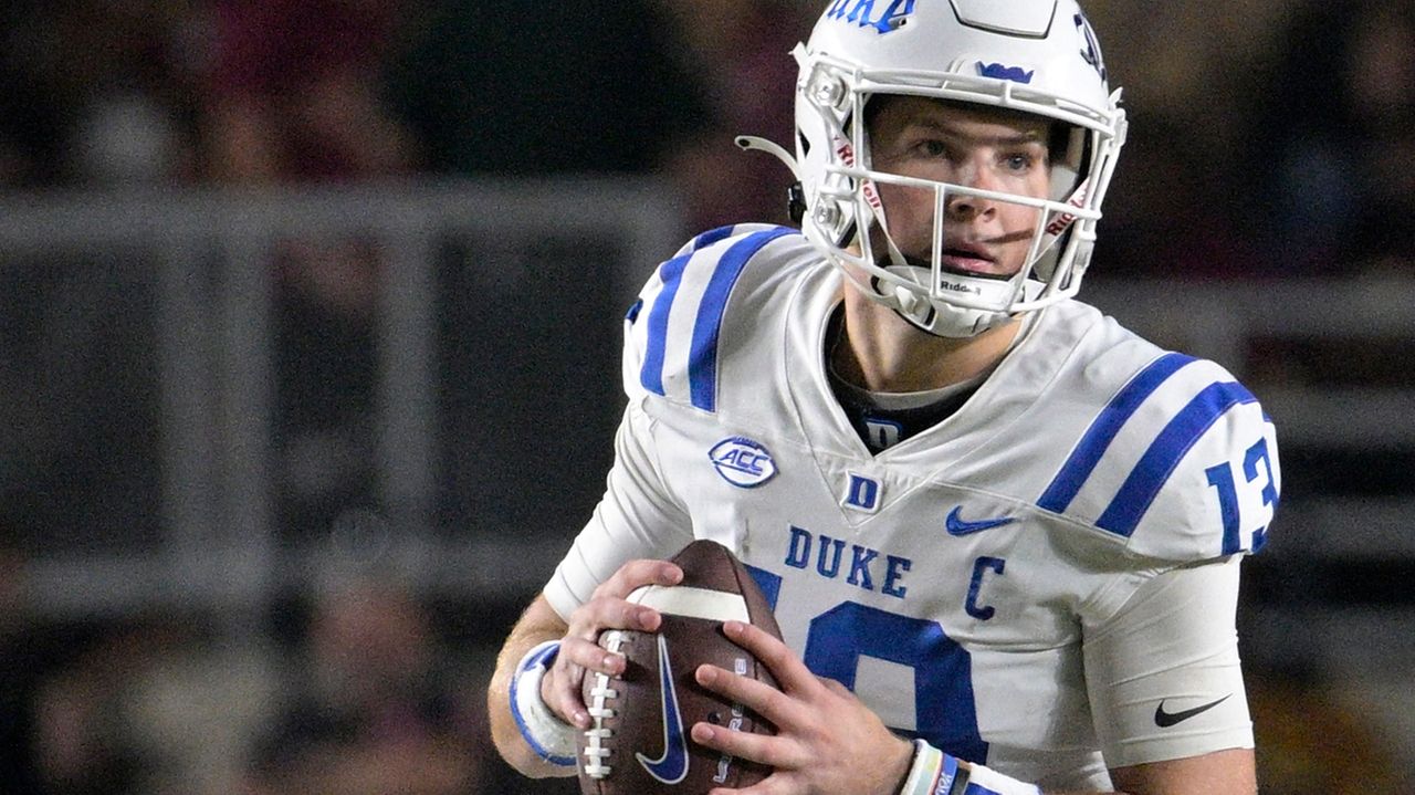 Duke QB Riley Leonard enters transfer portal after injuryshortened