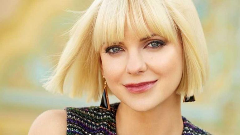 Anna Faris poses for a publicity photo. (May 2012)