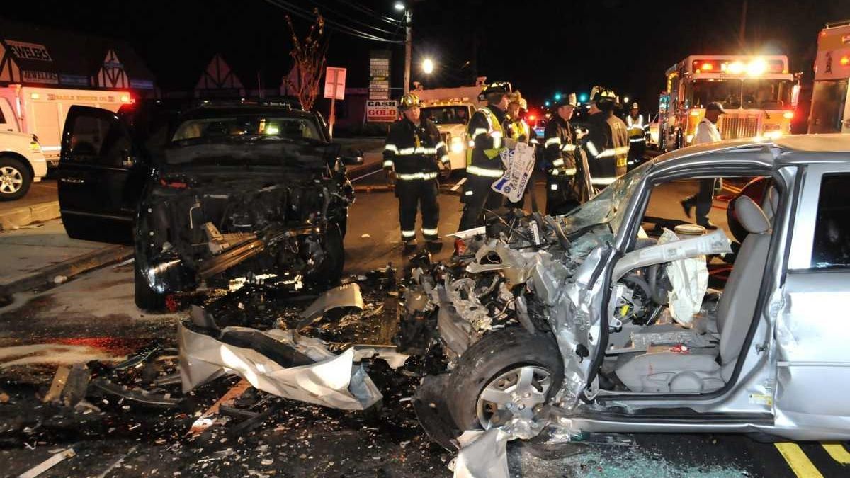 Woman killed in headon crash in Copiague Newsday
