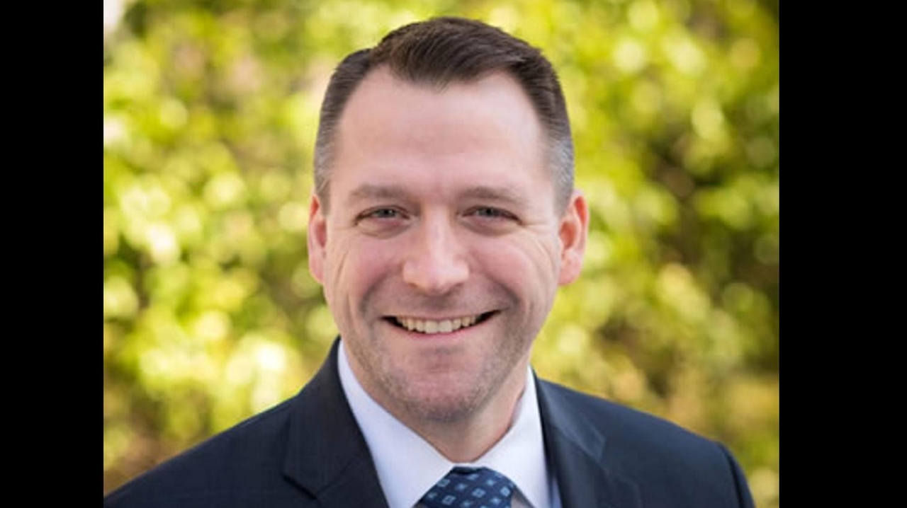 Christopher Zublionis named new Plainedge schools superintendent