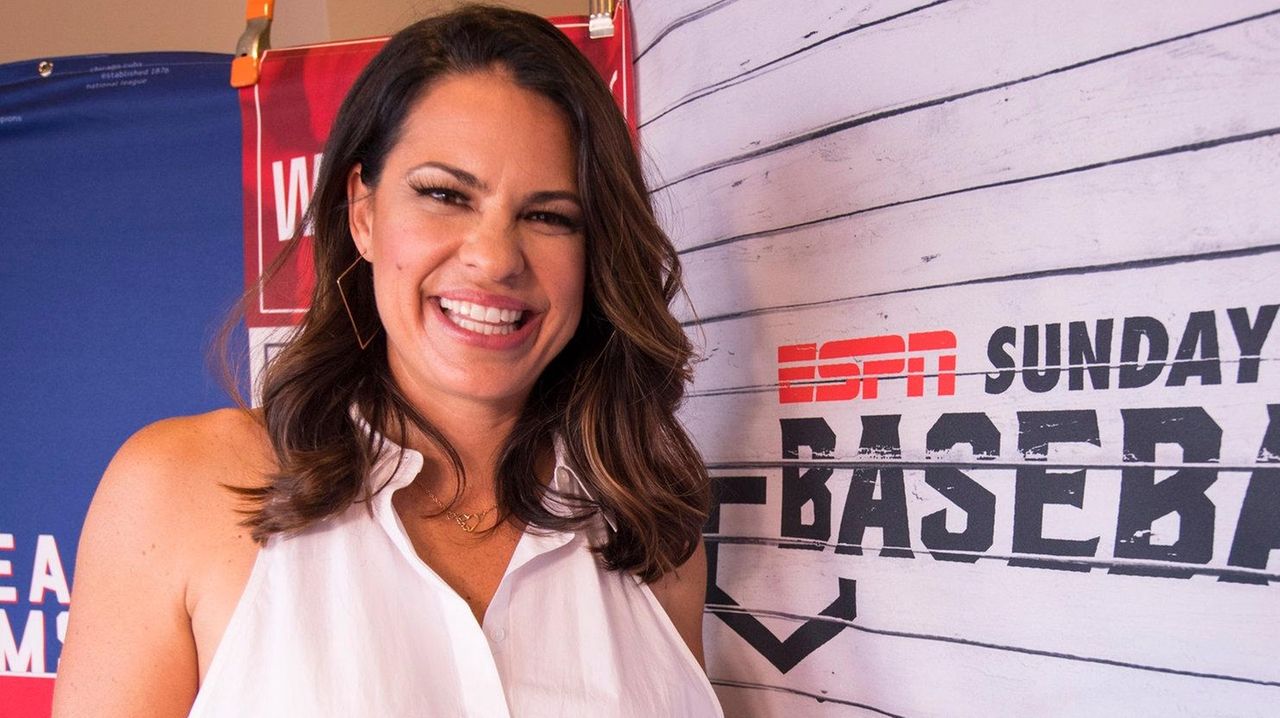 ESPN Hires Jessica Mendoza For 'Sunday Night Baseball'